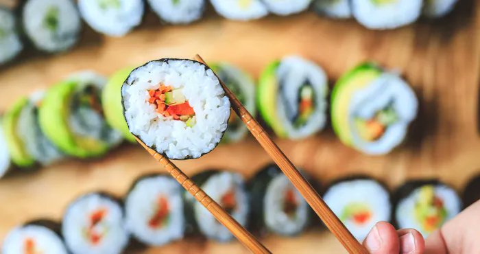 easyfoodmag's tweet image. Love sushi, but hate the price tag? Learn just how easy it is to make your own sushi feast at home! buff.ly/3PVNb7y 

#sushi #makeathome #easyrecipe