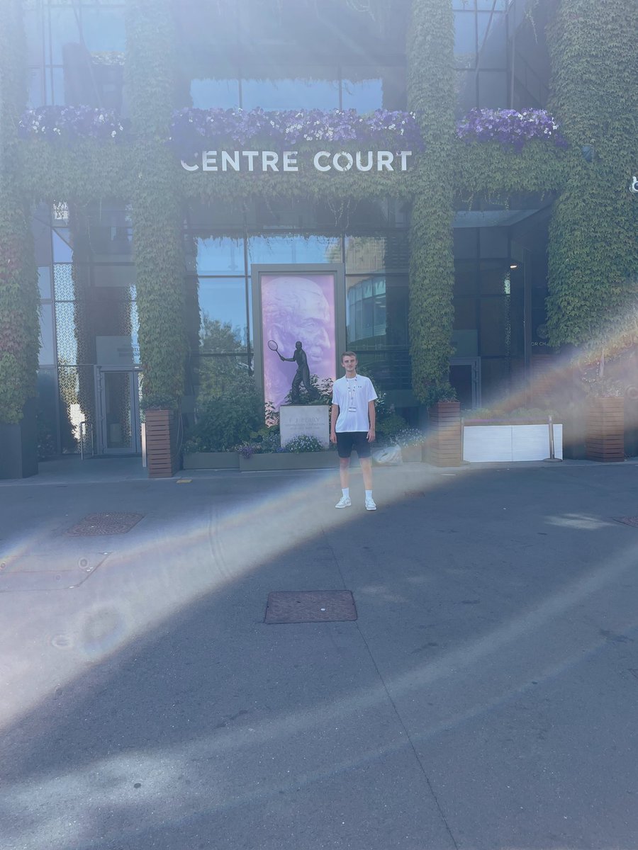 What an amazing opportunity for Caspar Grylls to compete <a href="/Wimbledon/">Wimbledon</a> on the grass! A dream come true, well done 👏🌱