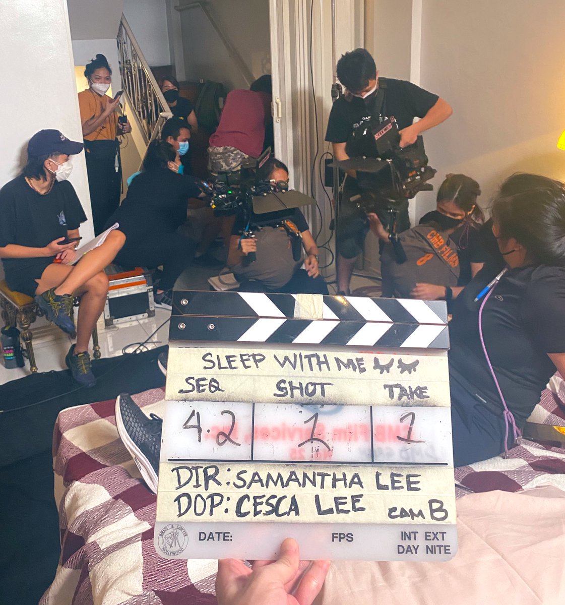 adrianlindayag's tweet photo. @iwanttfc just dropped all 6 episodes of #SleepWithMe !!! watch it now for free! production intern aq d2 hehehehe grabe yung kilig bw Janine at Lovi pakiwitness po 🔥💯 also, ang power na buong key staff ay babae/lgbt !!! congratulations direk @givemesam 🌈 THIS SHOW IS A GIFT https://t.co/54Mhh3sr90