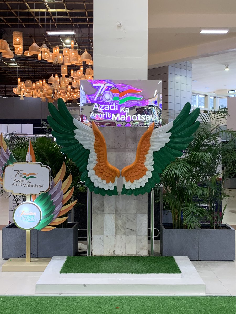 JPKurmi's tweet photo. Warm welcome at Guwahati Airport… https://t.co/i5rhDAiglP