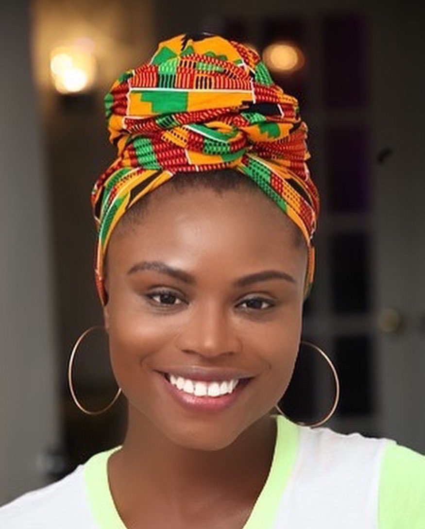 NegesCollection's tweet photo. There is nothing like the power of a black woman.

Get this beautiful African print head wrap on our website.

https://t.co/Ic66Wii60T https://t.co/p3HVGVbqWs