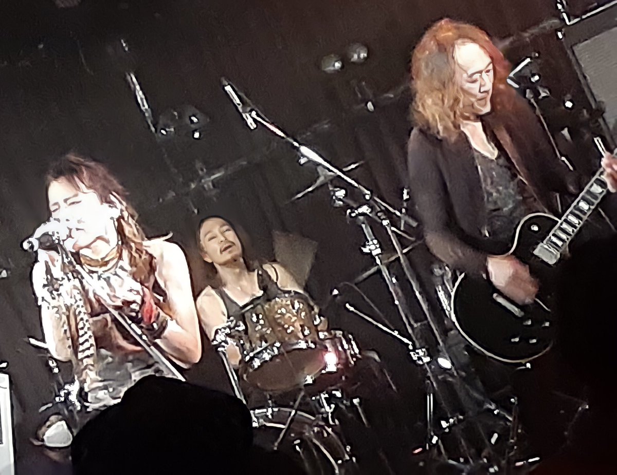 OSAMUFUJII1's tweet photo. 遅ればせながら❗️先日の【NoB 40th Anniversary 〜軌跡〜】に来てくださった皆さん、配信をご覧になった皆さん、ありがとうございました❣️*\(^o^)/*
鳴瀬さん、透大師匠、PATAとも再会出来！本当に素晴らしいライブでした‼️
���めて！NoB40周年おめでとう❣️OSAMU
#NoB
#PATAXJAPAN
#藤井修OSAMUMETAL80s https://t.co/ylCOvBJfre