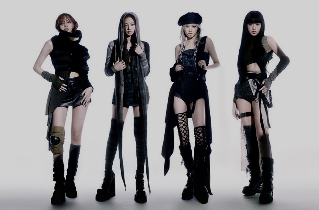 blckpinkpic's tweet photo. BLACKPINK https://t.co/1kBMCKNwe3