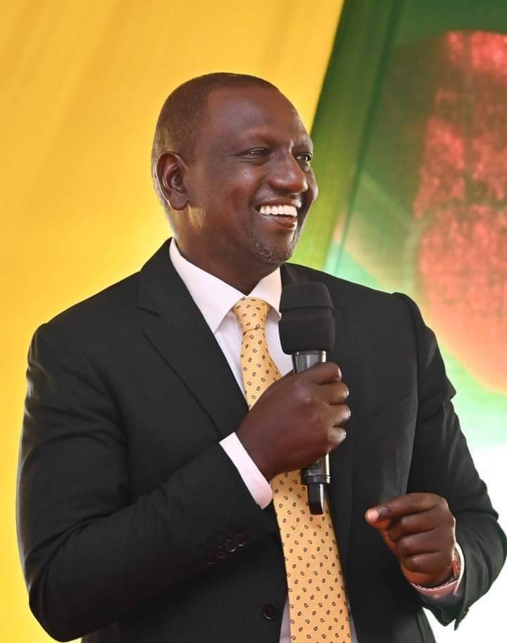 teshmbaabu's tweet photo. Congratulations WSR - Our President-Elect #RutoTheFifth 🇰🇪 https://t.co/I0wGlc23Ug