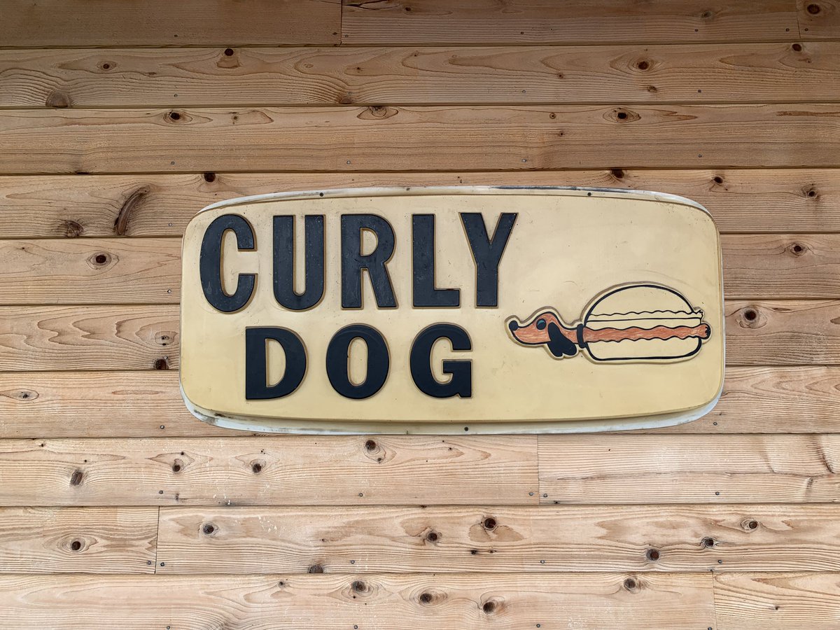 EdinburghIN's tweet photo. The legendary Curly Dog is back! Being served at Hickory Hillz BBQ! #FestCountryIN #EdinburghCurlyDog https://t.co/Auog99Wxxd