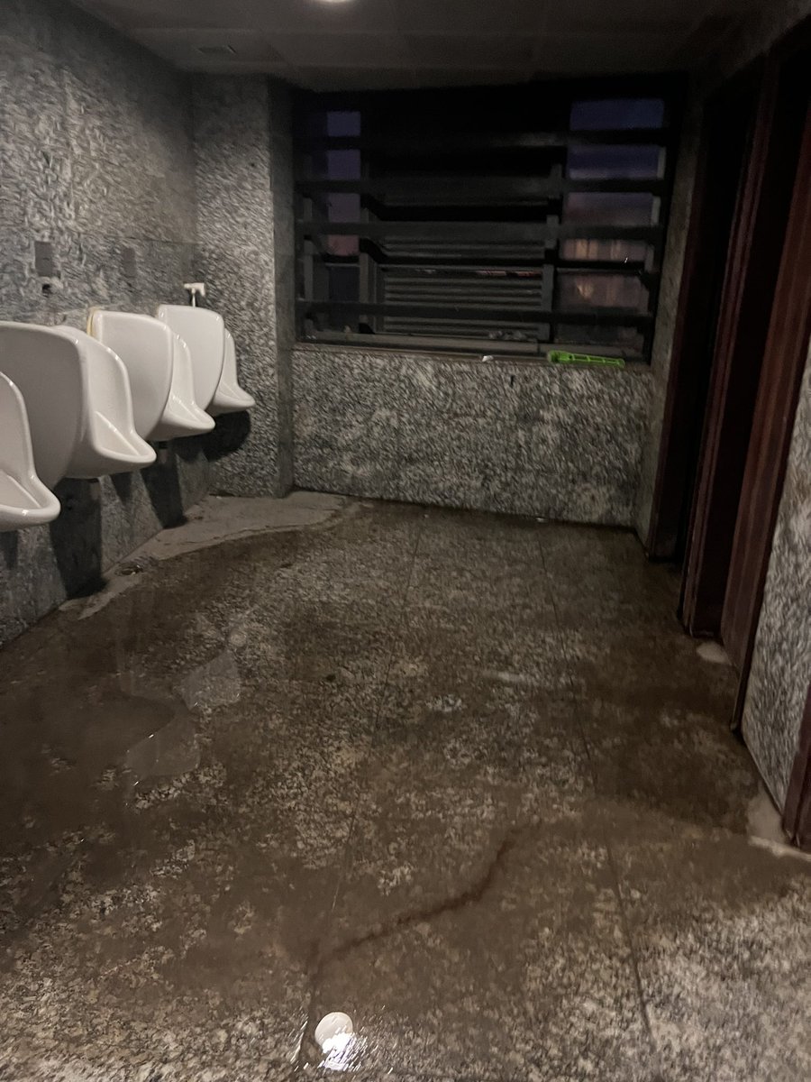 prashantm2042's tweet photo. @rituias2003 @noida_authority @CeoNoida @UPGovt visited the Noida sector 18 parking today. Was terrified to see the toilets. One of the staff said “private contractor nahi hai to yahi hoga”.This is second floor toilet. Hope this issue is fixed soon. https://t.co/E0gOAUhCwv