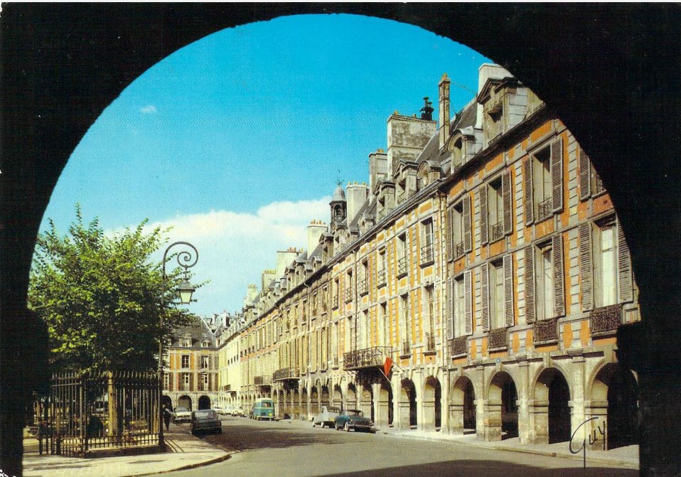 M moire2Ville On Twitter 75004 Paris Quartier Du Marais La Place Des 