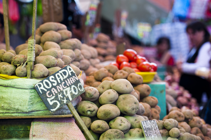 Non-Bank Financial Intermediaries (IFNBs) are key to providing much-needed resources for MSMEs. IDB Invest is providing $15 million worth of financing for Cordada SpA, in deal that seeks to strengthen IFNB lending operations in #Chile, #Peru and #Mexico. bit.ly/3zJlcBj