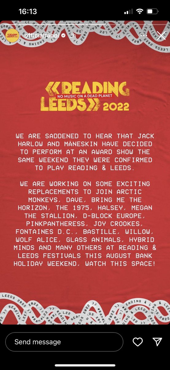 nevey_g's tweet photo. Think it’s disgusting that acts can cancel at such short notice and call it a ‘scheduling conflict’. Just so they can perform at the VMAs instead of a festival @thisismaneskin  @jackharlow      @OfficialRandL give us some people that actually give a shit please!! https://t.co/LfjRN4ki0l