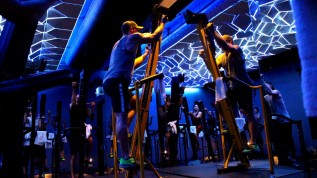VersaclimberUK's tweet photo. We all need a little motivation when working out, don’t we?

Do you use music for motivation, or vibe off your teammates’ energy to make the climb?

Let us know how you get to the top!

#climbingworkout #workoutmotivation https://t.co/6UgXqFLP76