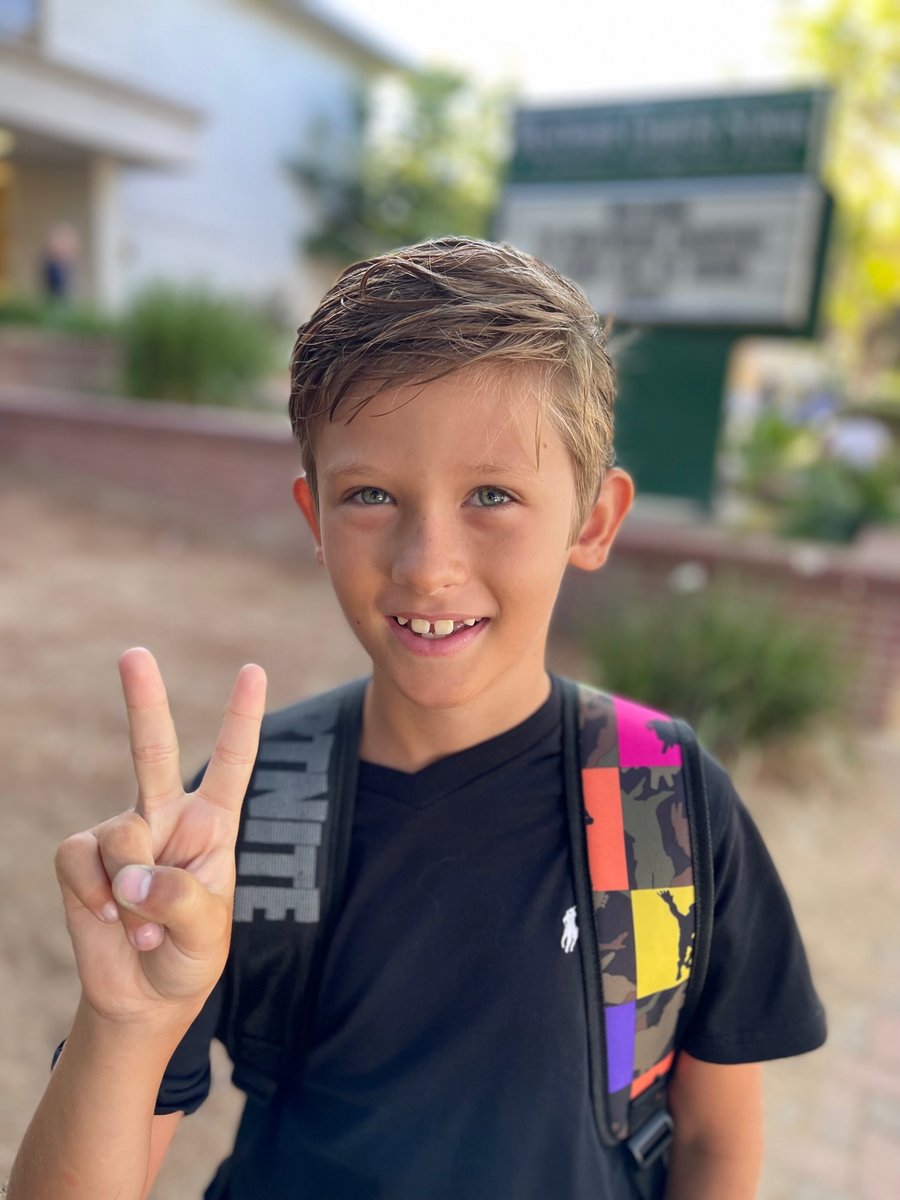 2nd grade… here I come!

#BradyBurch #BeingBrady #BraveBrady
#firstdayofschool