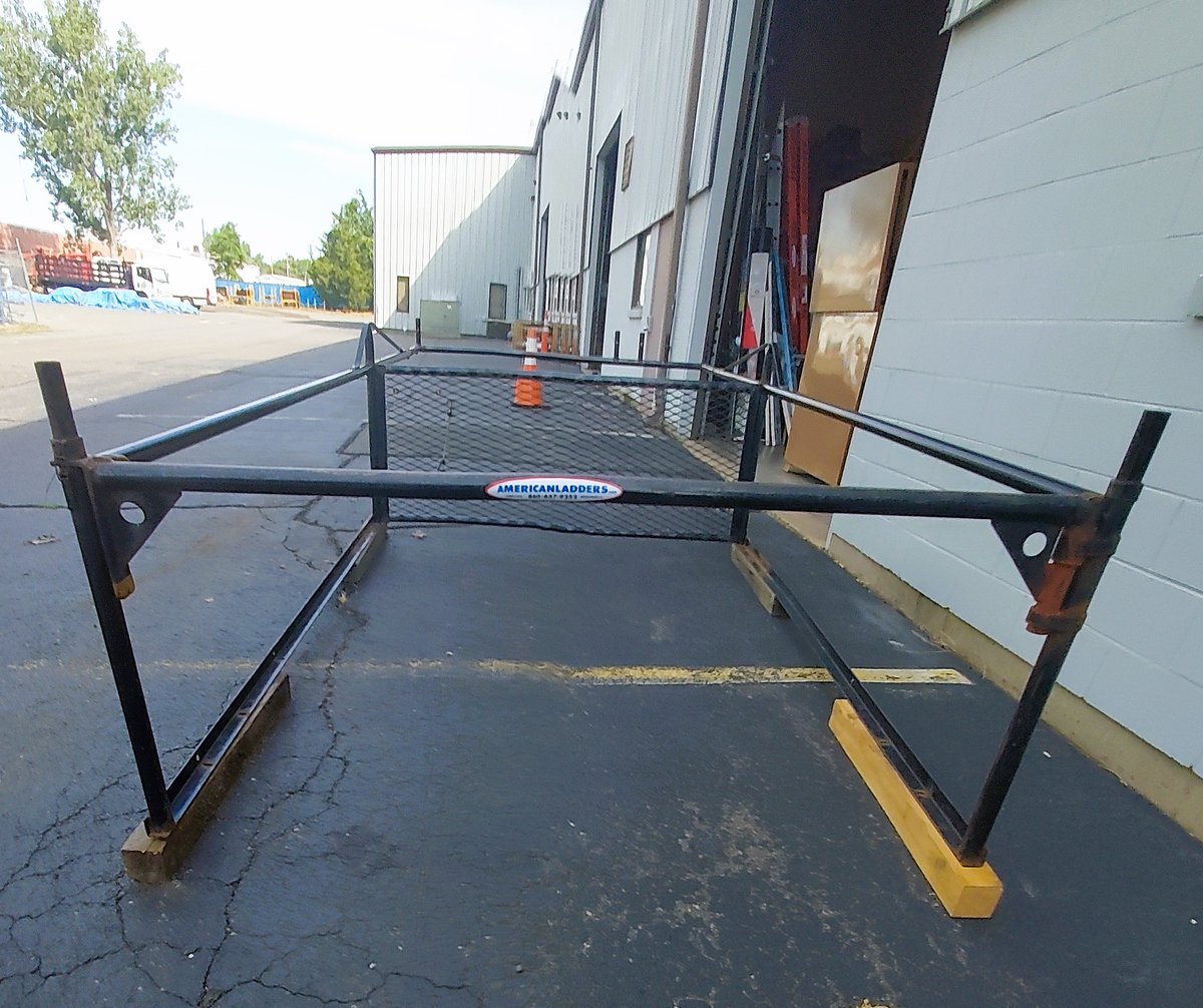 AmericanLadder's tweet photo. DEAL OF THE DAY‼️
Used Vanguard truck rack (TCR) for sale. Will fit F-250 8ft bed, only $749.
Call 860-657-9252 for more details. Or check out our website https://t.co/kN1q2TPcDi to see other options 🛻 https://t.co/XIS3SRgC7b
