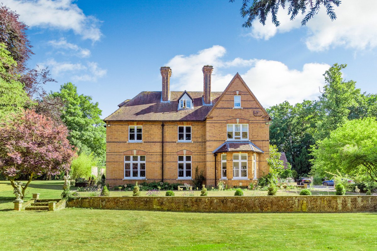 This luxurious former rectory in Suffolk was recently featured in <a href="/countryandtown/">Country and Town House</a> as one of The Best New Properties on the Market Now. On the market with <a href="/CarterJonas/">Carter Jonas</a>, this beautiful home comprises a cinema room and impressive wine cellar. Read more here: bit.ly/3STRW3F