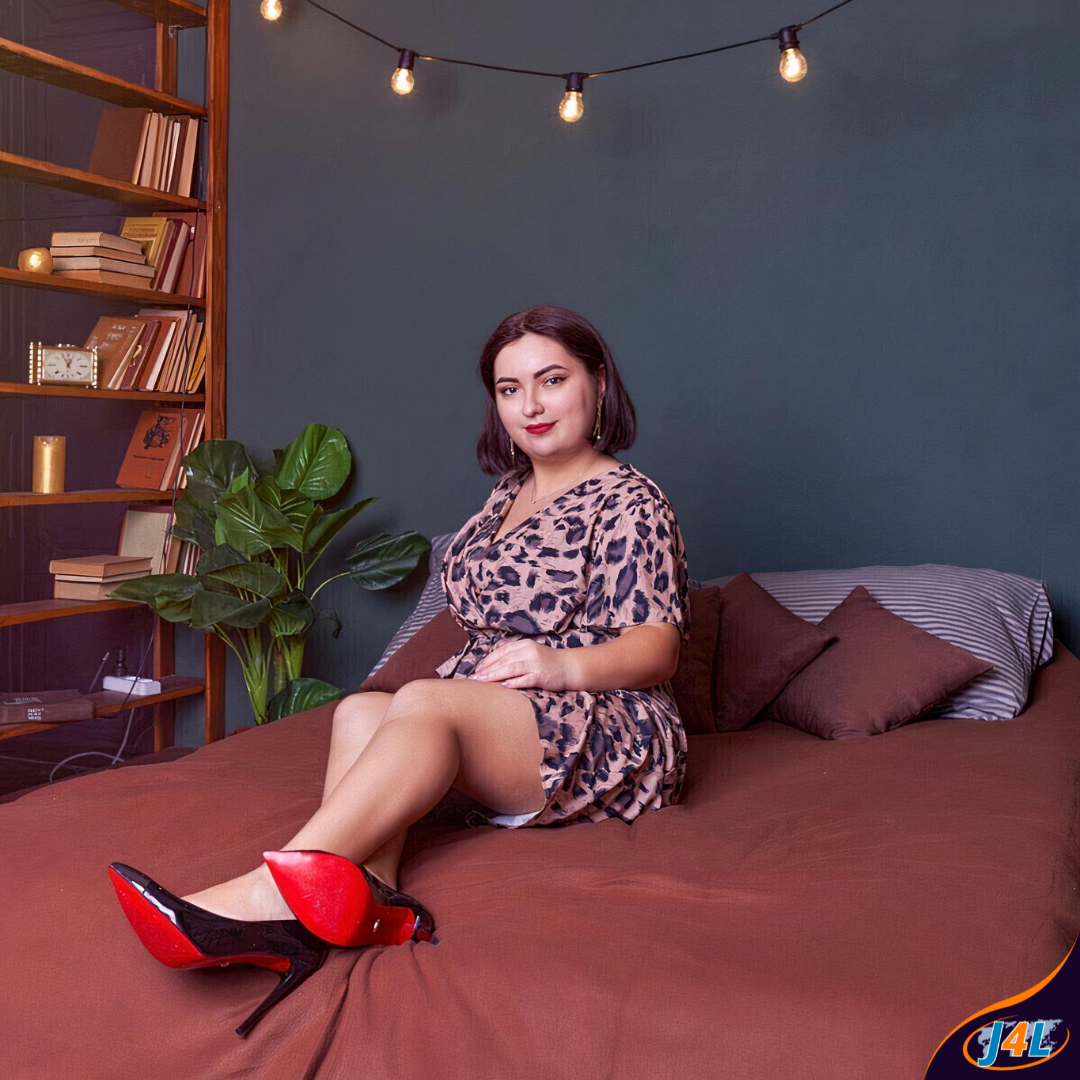 Jump4love's tweet photo. Veronika, ID:1219971- I can spend the evening having fun with friends, or I can sit all evening with a book in my hands, but I can do both with ease and joy. I have always dreamed of finding a gentle, passionate, funny, kind man, and age does not matter to me. https://t.co/BVKVrRXGW4