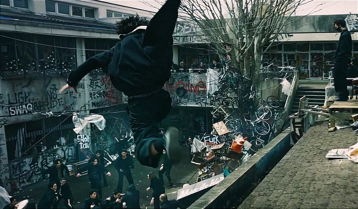 JeriAnugrah's tweet photo. Binzo The Zombie 🔥
#HiGH_LOW_THE_WORSTX #highschoolfight #suzuran #high_low #Japanese #Japan #movie #action #binzo https://t.co/dF85HuSzx3