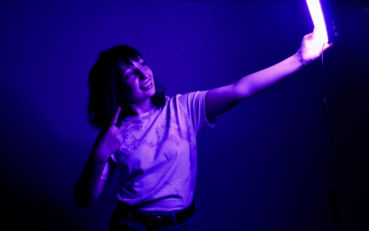 _dreaminlilac's tweet photo. Happy Monday! New week, new blog. Check out our website (link in bio) to take a closer and more personal look at what music means to Sami

https://t.co/aG5v8kJMmj

#lilac #music #supermoon #blog #mentalhealth #twentyonepilots #anxiety #friendship #passion #change https://t.co/pa3hjSnriE