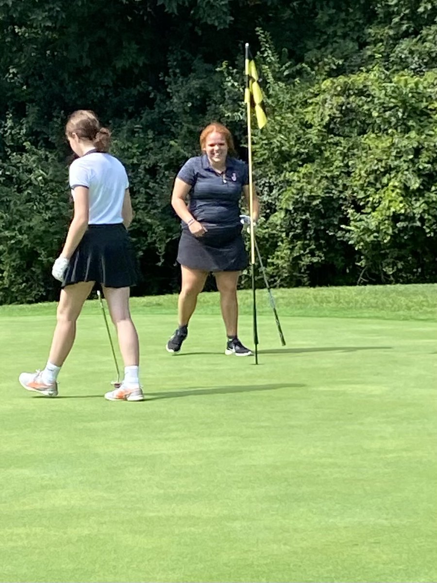 Avery Chips it in from across the green on #2 !!! ⛳️ ⁦<a href="/JHSVIKINGS/">#JacksonHighVikings</a>⁩ ⁦<a href="/jpsvikings/">#JPSVIKINGS</a>⁩