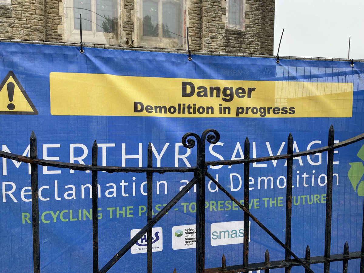 melangellcadle's tweet photo. @CPJElmore @huw4ogmore I cannot believe that Trinity Chapel in Pencoed is being demolished. Where are our councillors? This building is a gem; beautiful windows, lovely original ironwork and a unique style. Why is this being allowed in the heart of Pencoed? Save it! Now! https://t.co/MFsGGBjIZi