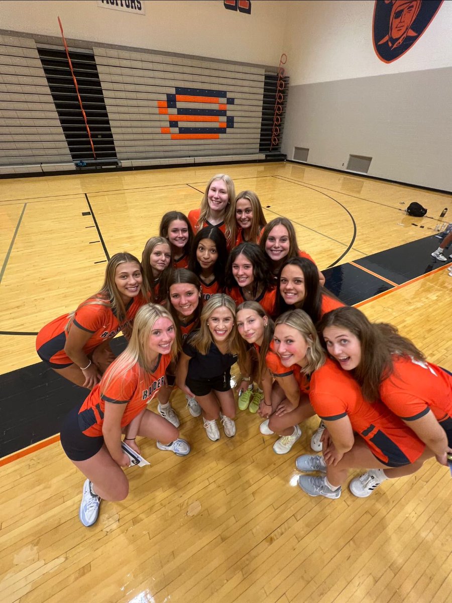 Raider_SS's tweet photo. RAIDER VOLLEYBALL 

show up tomorrow 8/16 in all RAIDER GEAR🟠⚪️🔵

JV starts at 6 and varsity follows https://t.co/DLKx8qtORC