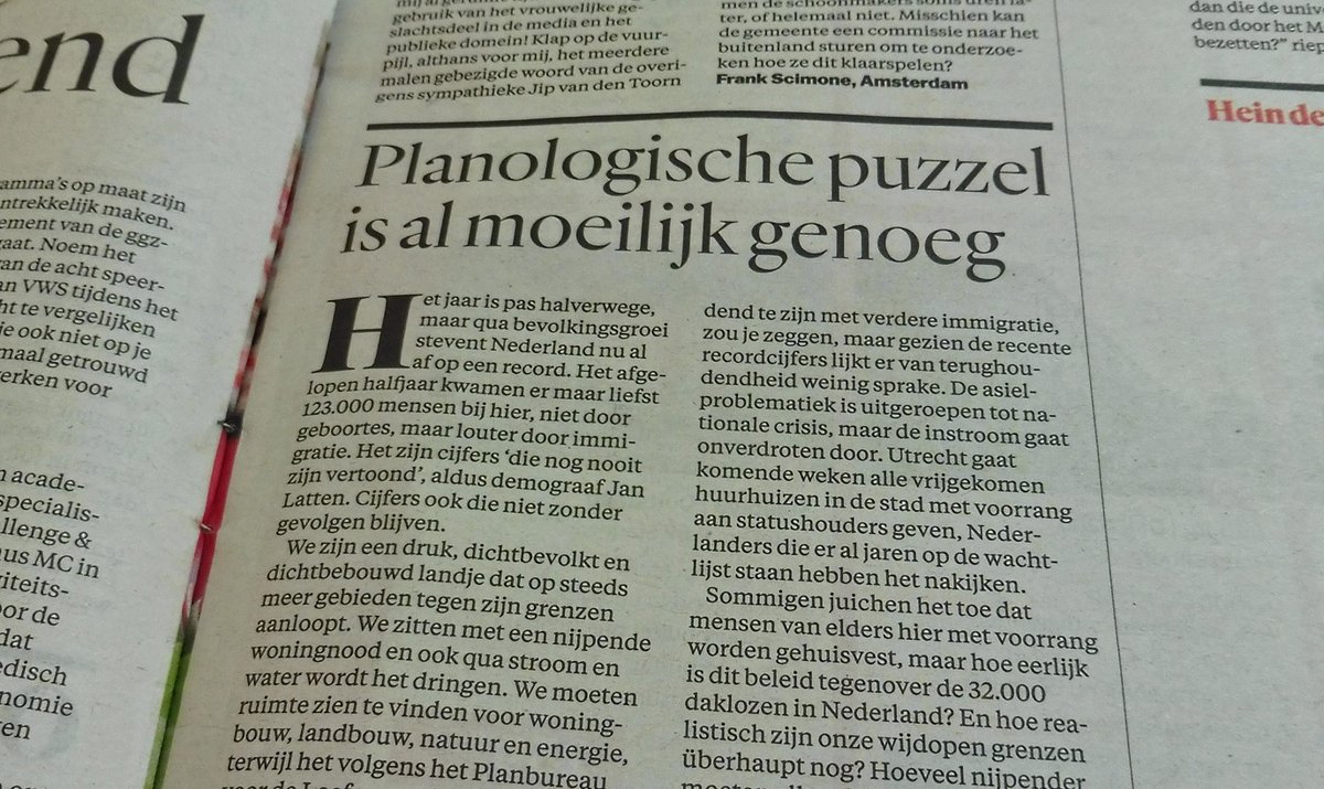 Vandaag in het <a href="/Parool/">Het Parool</a>: een opiniestuk van mij over immigratie en de steeds ingewikkelder ruimtelijke puzzel, zie parool.nl/columns-opinie… en nandadenandoe.nl/opiniestukken

(de quotes van <a href="/JanLatten/">Jan Latten</a> en <a href="/demo_demo_nl/">Dr. Jan van de Beek</a> komen trouwens van telegraaf.nl/nieuws/1307624… en ewmagazine.nl/verhaal-van-de…)