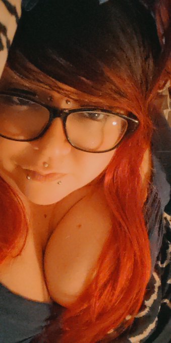 Madam_Heyedro’s pics and videos