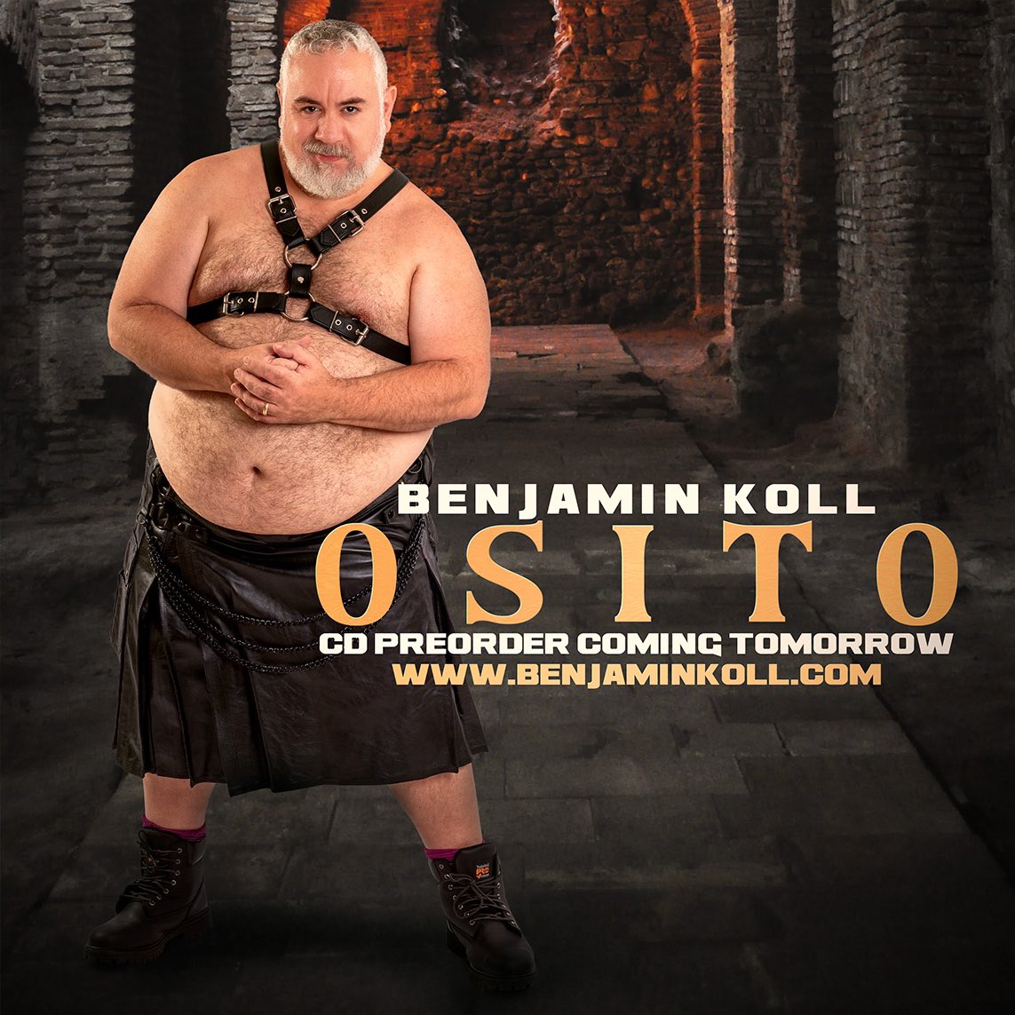 BenjaminKoll's tweet photo. Brace yourselves, #osito 🧸 CD preorder will be open tomorrow on my website!
https://t.co/On3s5FSkL8
Digital preorder already available here: https://t.co/P59eaVXb7O
Happy Monday! 😘❤️

#gaybearartist #LGBTQIAoftwitter #news #newmusicalert #newalbumalert #lgbtartist https://t.co/YQHz6EfMZI
