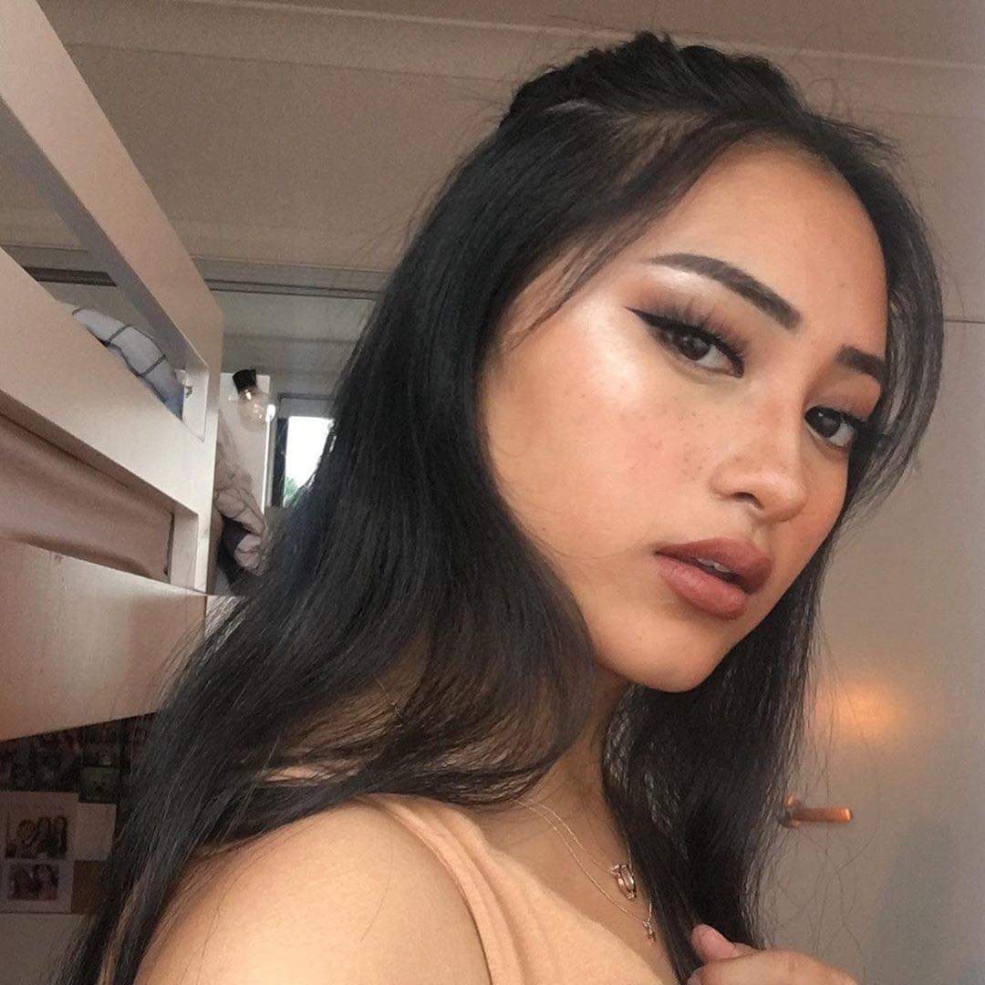 NinikoCosmetics's tweet photo. Glowy &amp; Gorgeous like https://t.co/N24r5SiQc4 ✨✨✨ Lovely glow by skincare &amp; makeup from niniko. #niniko #skincare #makeup #glow #lovely #Shop now: https://t.co/Hbw2zCJ6hw https://t.co/0VDlKkgHyM