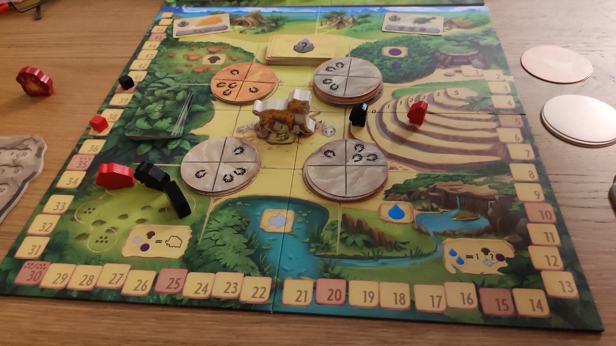 FunatticChannel's tweet photo. Ayer, en nuestros momentos #Noctábulos, descubrimos #Honga (#GünterBurkhardt). Un juego que os permitirá introducir a vuestras criaturas en juegos de gestión un poquito más sesudos y que vosotros también disfrutaréis. https://t.co/Kpn4Ci9OiA
