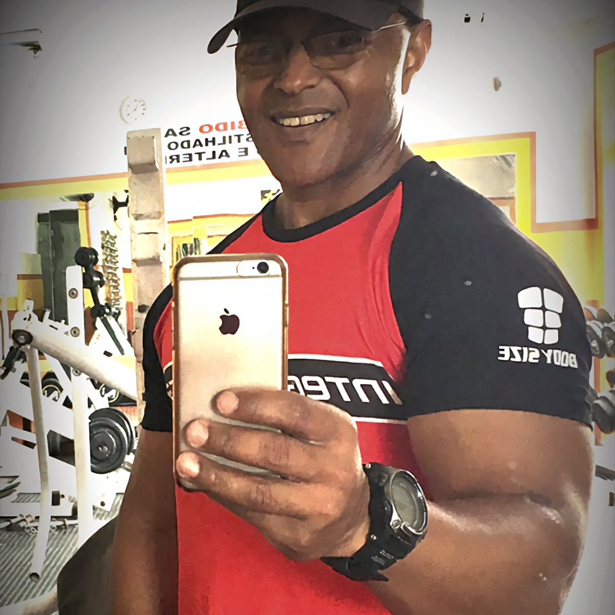 twitercomorland's tweet photo. #NewProfilePic https://t.co/MGF8bWa9mh