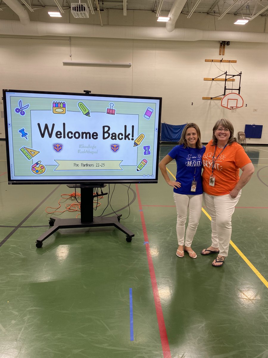 ccsd21poe's tweet photo. Institute Day 1; Poe staff is excited for the year! #shinebright #look4thegood #21learns https://t.co/18AW339gqV