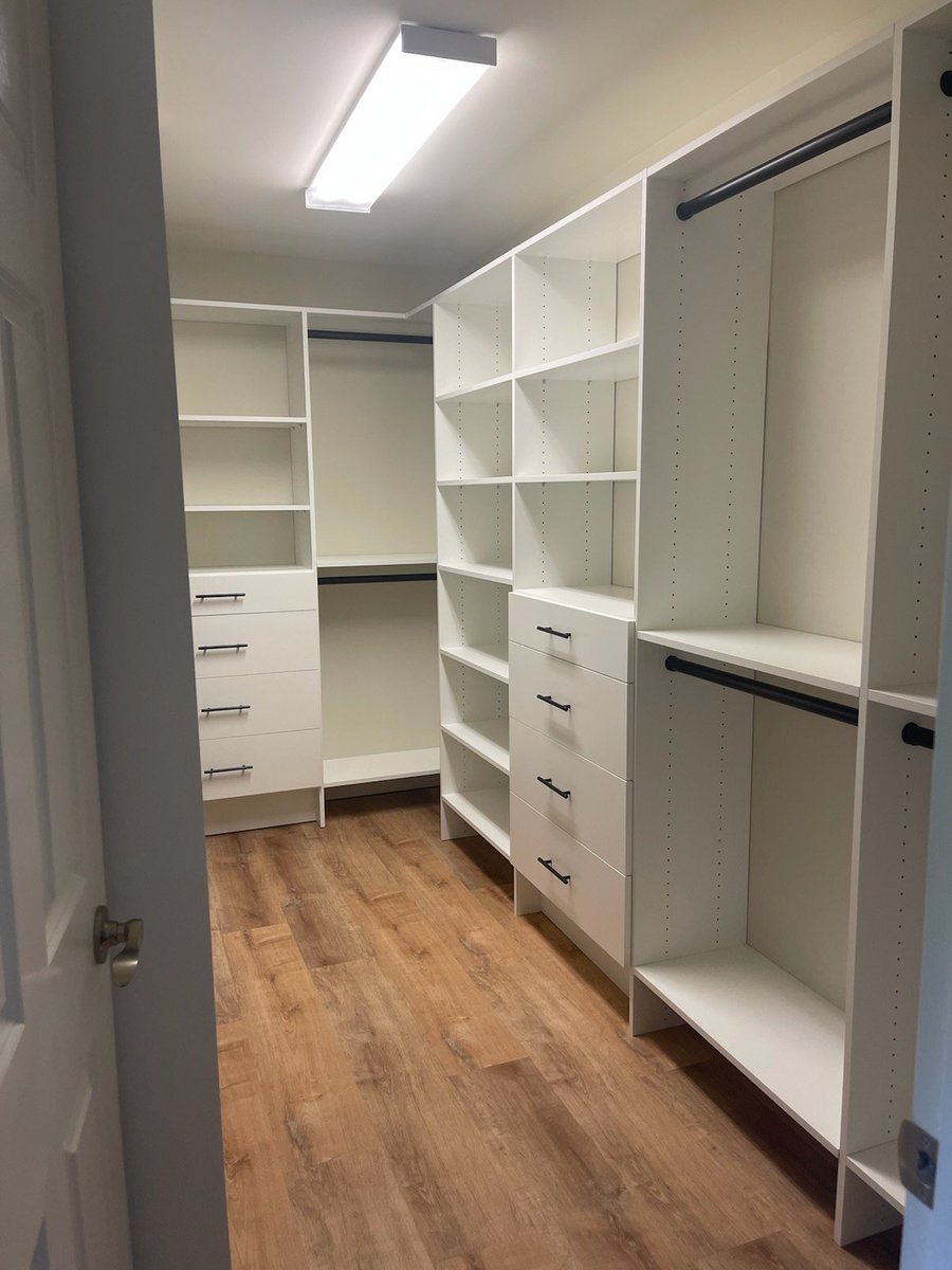 clozetivityNY's tweet image. How can #Clozetivity of the #CapitalRegion UPGRADE &amp;amp; MAXIMIZE your storage space this fall?

Send us a message today for your FREE estimate!
#closets #customclosets #CliftonPark #Albany #CliftonParkNY #AlbanyNY #CapitalRegionNY #Loudonville #Guilderland