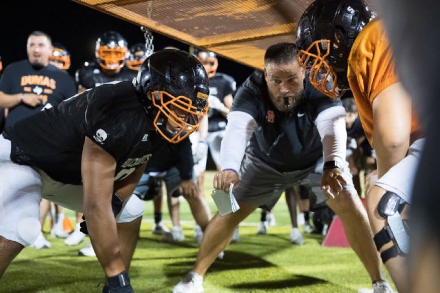 PressPassSports's tweet photo. Today’s @PressPassSports 🎙
🏈News and notes from scrimmages across the area from 5A to six-man
🏈An update on Valley’s Blake Beard
🏐@WPlainsVB grabs the schools first tourney gold plus @ahsvolleyball, @LadyWhiteface &amp; @BushlandVBall start strong
https://t.co/kAy9pNQrqm https://t.co/YyVOHuWoyU