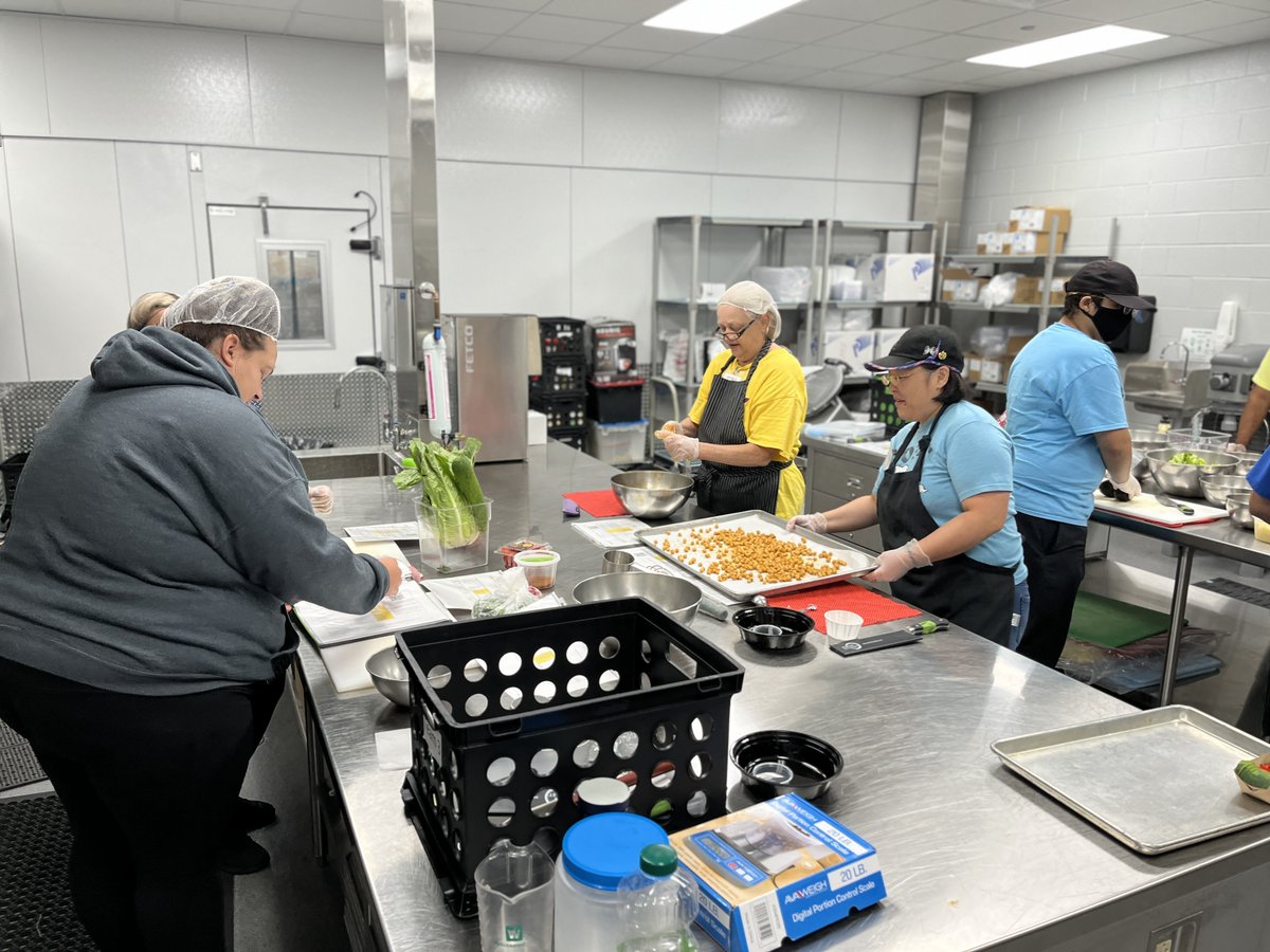 SCHK12's tweet photo. Last week our @SCHLunch Staff learned some Culinary Skills from the @EducateIN.  2 days left and counting.... #SCHTeamwork22 #BackToSchool2022 https://t.co/pfV3qUGcbI