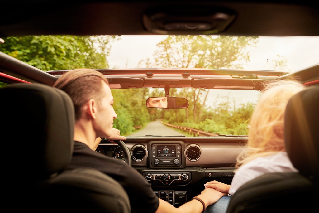 baldelli's tweet photo. Road tripping with the Jeep and the roof down is one of the best ways to explore the hidden gems near you! https://t.co/eb6F2pHMVu