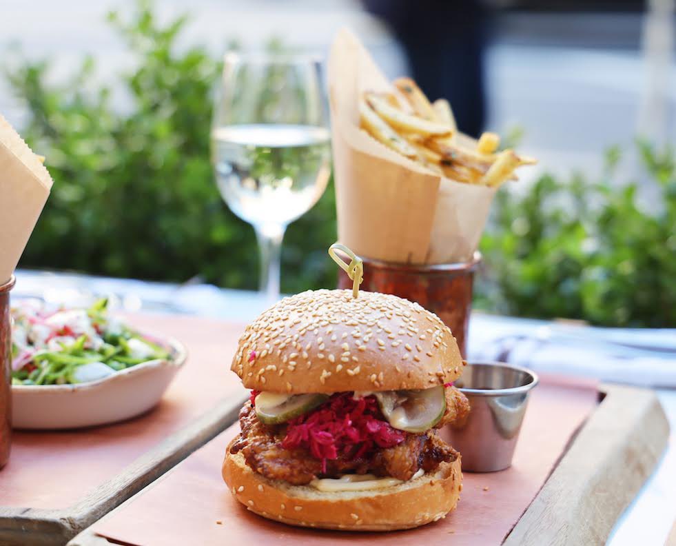 boweryroad's tweet photo. Adding red cabbage and pickled radish to our Crispy Chicken Sandwich makes it a #fanfavorite // Tap the Reserve Button @HyattUnionSqNYC @UnionSquareNY #USQEats https://t.co/SsTe5Pzekk
