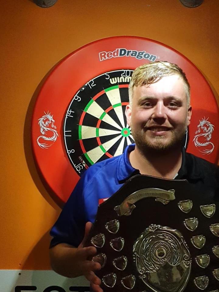 DartsCymru's tweet photo. Congratulations to Sam Cankett &amp; Rhian O’Sullivan on winning the 2022 @reddragondarts Welsh Individual Championships over the weekend.

Sam beat Richard Eirig Rowlands 6-1 in the Final whilst Rhian beat Eve Watson 5-1.

📸 Welsh Darts Organisation

@FGVDarts @MissionDarts 

🎯🏴󠁧󠁢󠁷󠁬󠁳󠁿 https://t.co/3UcQAIN68V