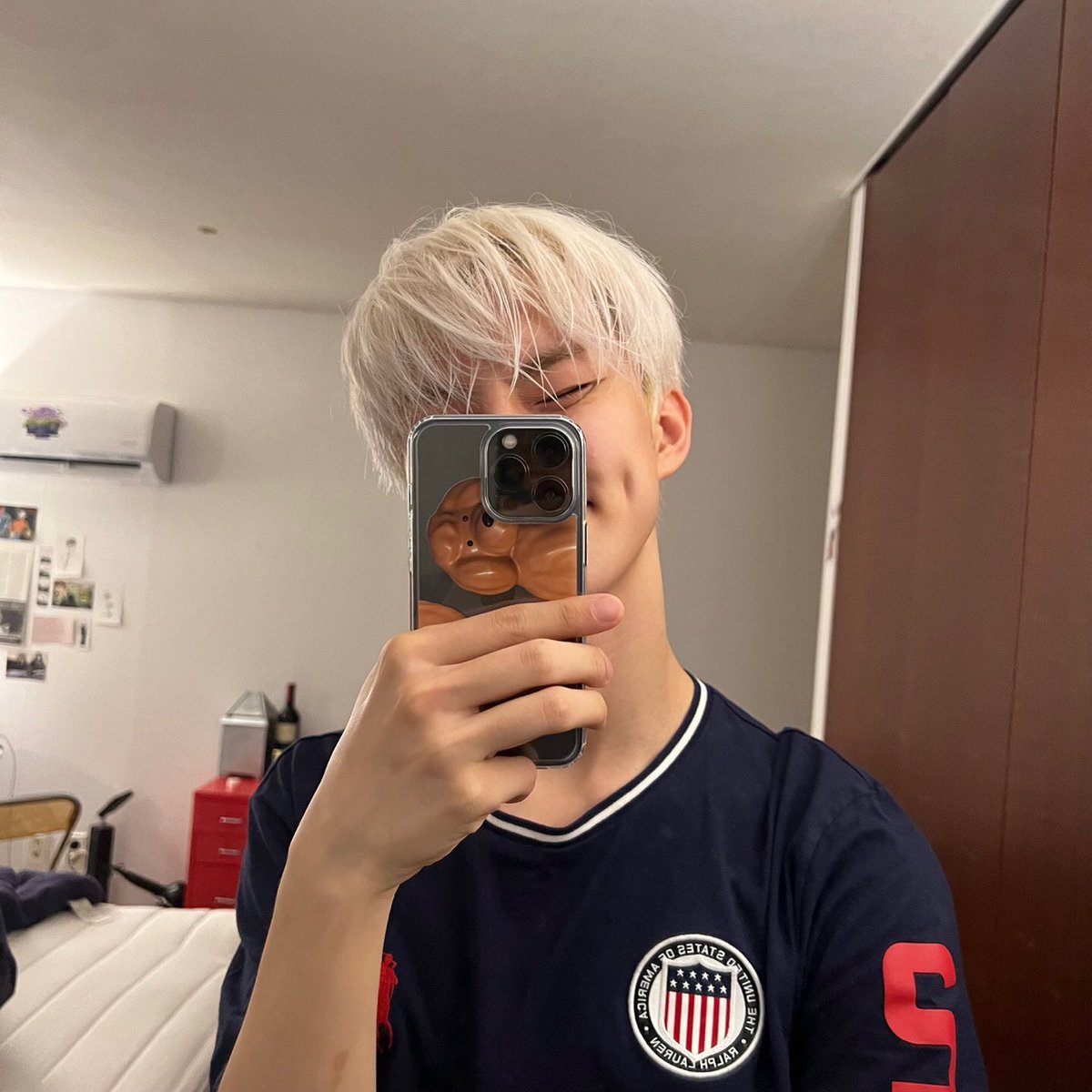 siIktofu's tweet photo. ㅤㅤ
ㅤㅤ
Just finished taking a shower and it's been a day since I dyed my hair.
ㅤㅤ
ㅤㅤ https://t.co/n8MZQGD6k1