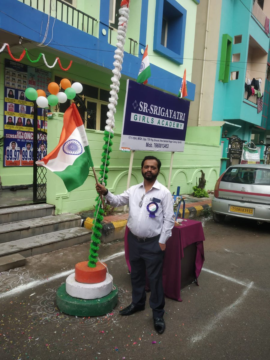 atharullah_khan's tweet photo. 75 th independence day Celebrations...SR Junior College... https://t.co/gVQc4BeY4B