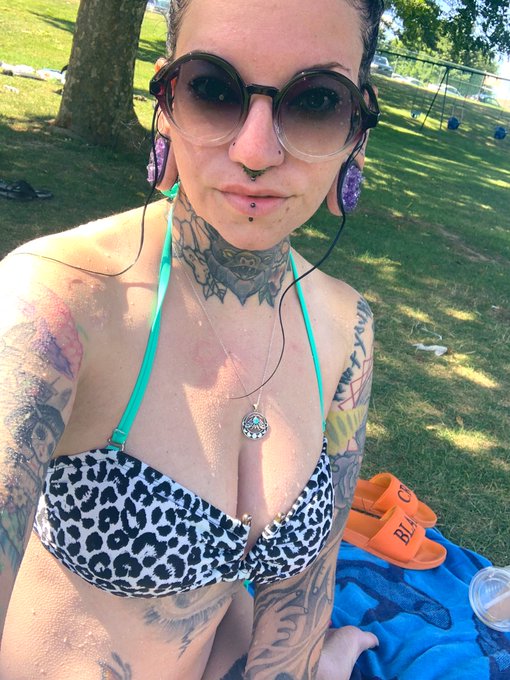 Tomorrow is my birthday&hellip;. Make me smile 😘   Cashapp $krakengirl666 Amazon wishlist on my profile  #birthdaygirl<a href="/tag/sexy"class="tags"><span>#sexy</span></a><a href="/tag/porn"class="tags"><span>#porn</span></a><a href="/tag/feet"class="tags"><span>#feet</span></a><a href="/tag/fetish"class="tags"><span>#fetish</span></a><a href="/tag/kinky"class="tags"><span>#kinky</span></a><a href="/tag/birthdaygirl"class="tags"><span>#birthdaygirl</span></a>