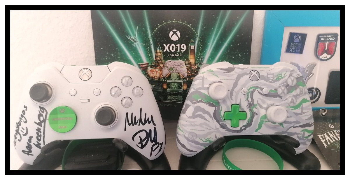 XsgXbox's tweet photo. The #X019 was the last event I was able to attend in person. Now it's just a week to go until @gamescom and I am more than excited to finaly see many of the community again.
🙏💚🙅🏻♂️
#xbox #xboxfanfest #xboxfan #xboxcommunity #xboxambassadors #gamingcommunity #Gamescom2022 https://t.co/BttVhh57wj