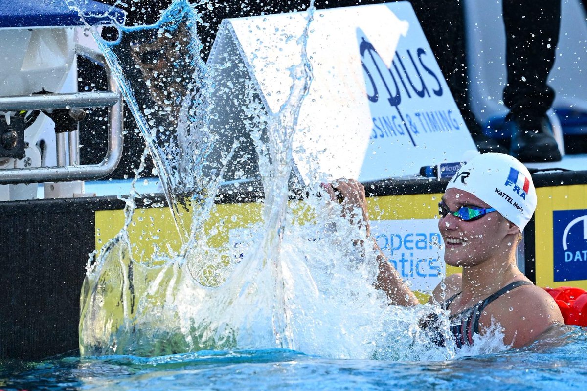 #EnDirect #Rome2022 #Natation
Nouvelle médaille pour la France !
Marie WATTEL est vice-championne d’Europe du 100m papillon en 56.80. 
Bravo Marie 👏🏼🇫🇷🥈
📸KMSP/S.KEMPINAIRE 
#TeamFrance #TeamFFN