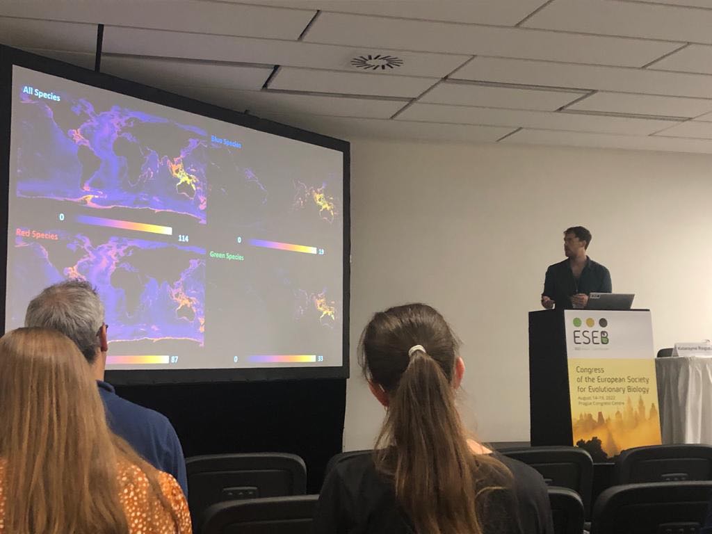 Continued fun presenting at #ESEB2022 on the ubiquity and distribution of colour in starfish! (Yes, more maps...)