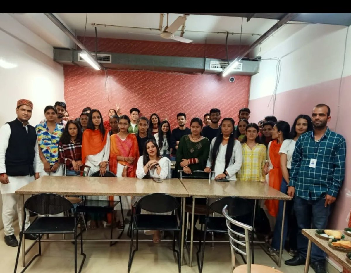 31Parallel's tweet photo. The @31Parallel family from across our different offices wishes everyone a Happy 75th Independence Day!! Jai Hind!!
#independencedayindia #azaadikaamritmahotsav #independenceday2022 #august15 #indiaat75 #31Parallel #bpo #bpm https://t.co/6Oye54ROGl