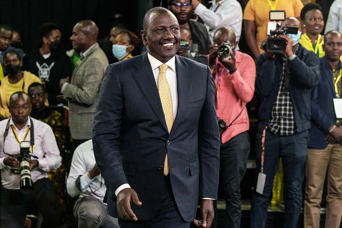 BenjaminWafula's tweet photo. Congratulations Your Excellency Hon. William Ruto on your election as President of the Republic of Kenya.
Congratulations to the people of Kenya for holding a peaceful election. #Kenya ni yetu sote. #LetsKeepThePeace 🇰🇪🇰🇪🇰🇪 @WilliamsRuto @kipmurkomen https://t.co/IFFoerU8Vy