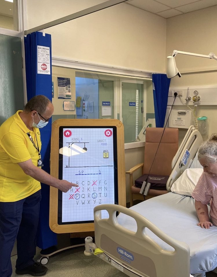 EnhancedCareRBH's tweet image. Robin our volunteer Working his tiny table magic to a bay of lovley ladies worked a treat #hangman #tinytable #personcentredcare #careconversations #MondayMotivation  @boltonnhsft @Joyredwood2