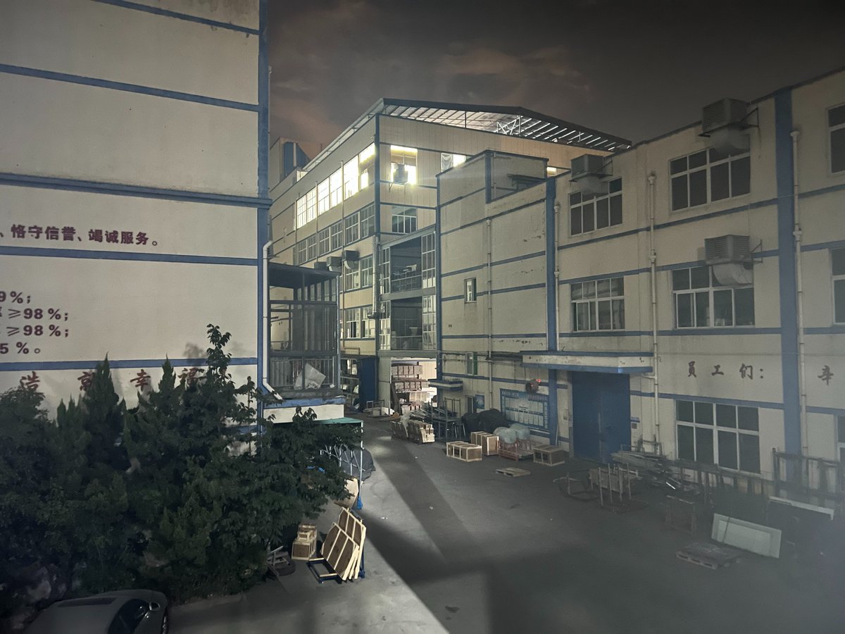 Due to the high temperature and the power rationing policy, our delivery date is affected. In order to shorten the delivery time, even late at night, our factory still lights up. Where there is a will, there is a way. I am ready to receive your order. Why do you hesitate?