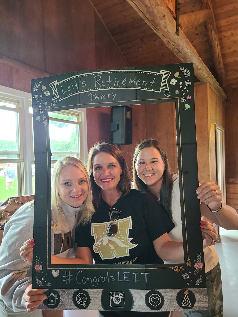 Marie Foster tweet media