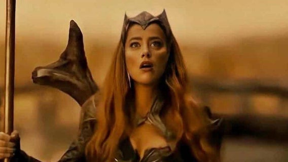 comicbooknation's tweet photo. Amber Heard is re-upping with a whole new legal team, and speculation is already out there that #AquamanAndTheLostKingdom could possibly be released in the midst of ANOTHER major legal battle between Heard and Johnny Depp: https://t.co/KmfuB9qfWT https://t.co/oAoBUgI3ES