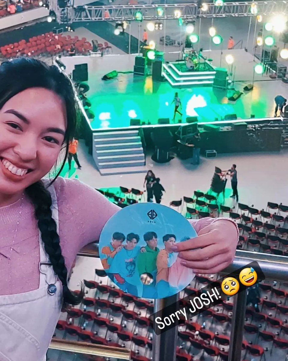 TrixieBrianne's tweet photo. My #AcerDay2022 thread...

Finally got to watch @SB19Official  live. 🥺
Proud A'tin 💙

#ATIN #Ppop #Pablo #Josh #Ken #Justin #Stell https://t.co/8o2WlOLZEI