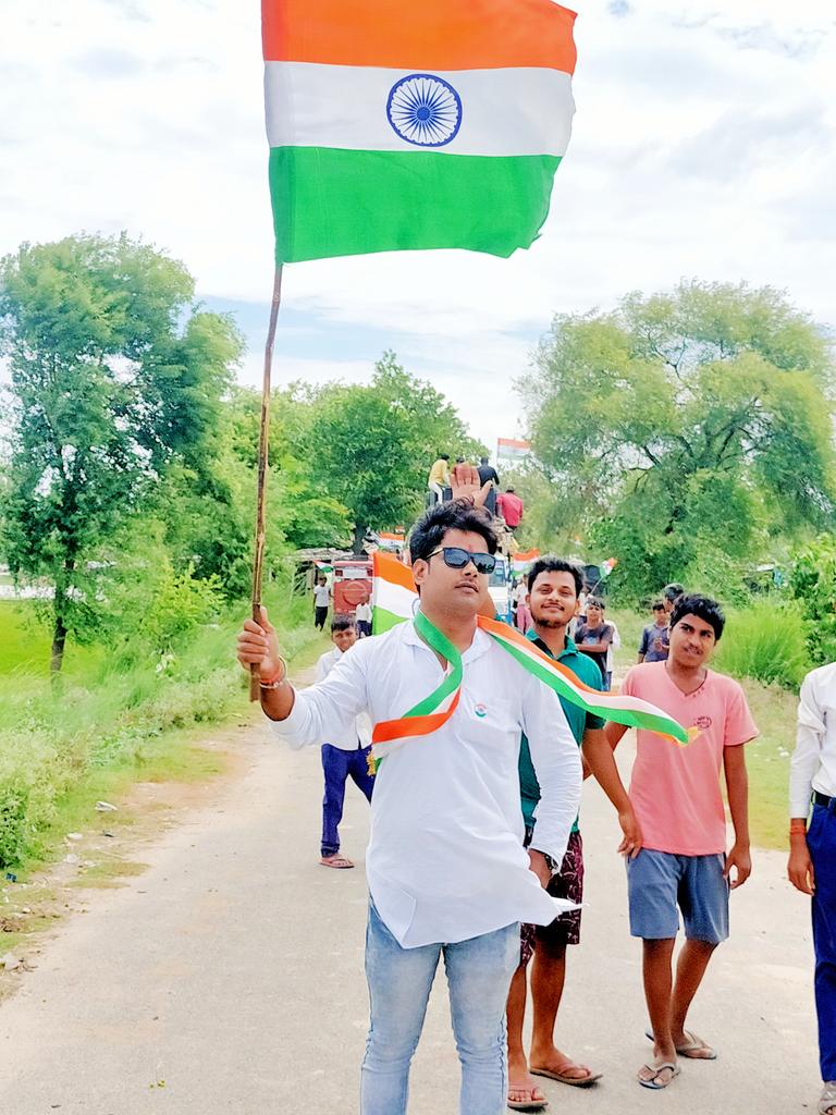 SunilbadshahS's tweet photo. सारे जहां से अच्छा हिंदुस्ता हमारा 🇮🇳❤️ https://t.co/kkuZyFkR3J